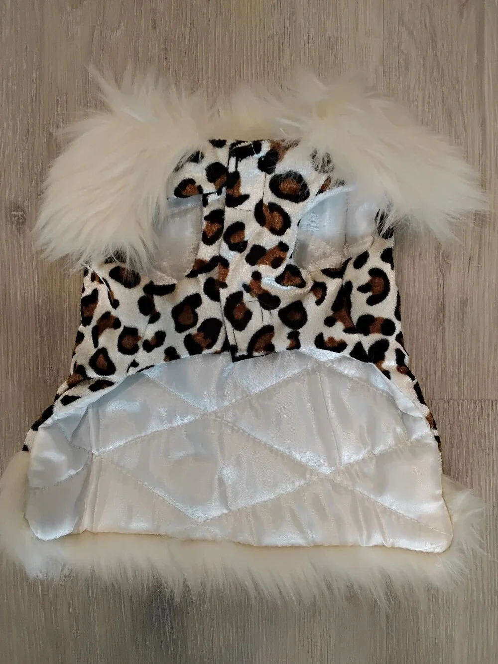 Beautiful Heavy Weight Leapord Print Dog Jacket Size XS